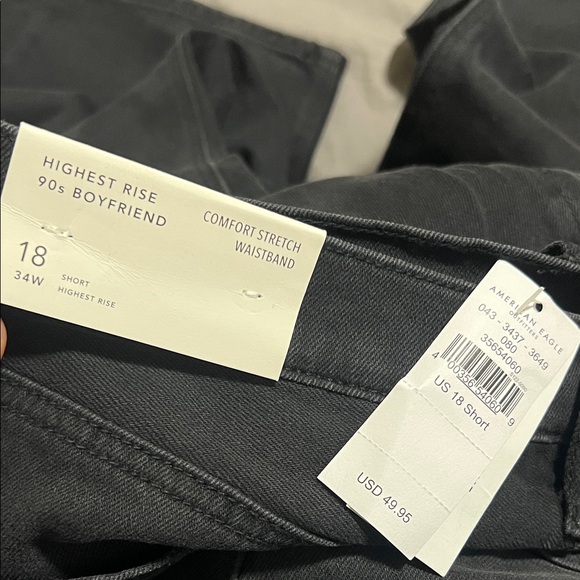 American Eagle Outfitters High Rise Black Jeans - Picture 2 of 6